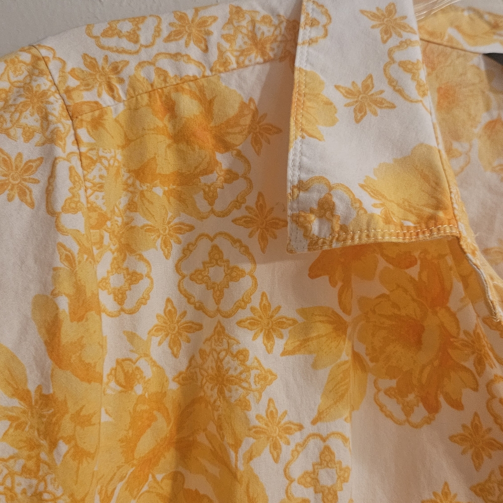 Yellow Floral Women's Dress - Picture 4 of 10